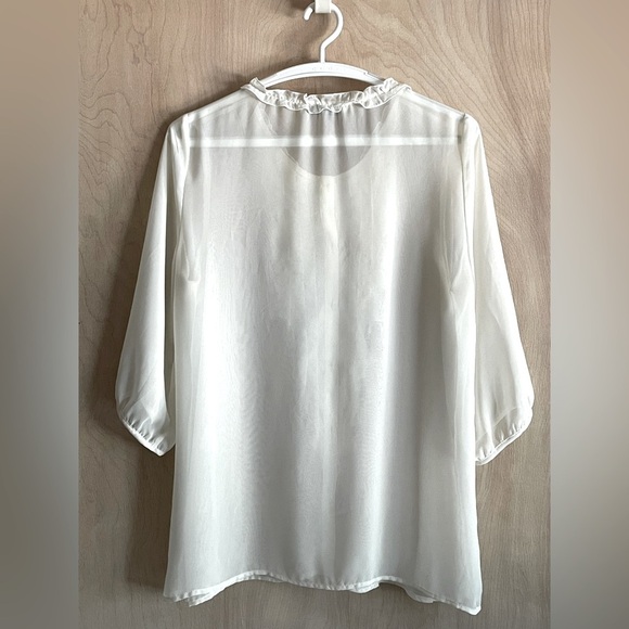 OLD NAVY Cream Sheer Ruffle Blouse–Romantic Dreamy Vibe 3/4 Sleeve Button Down M - Picture 11 of 11